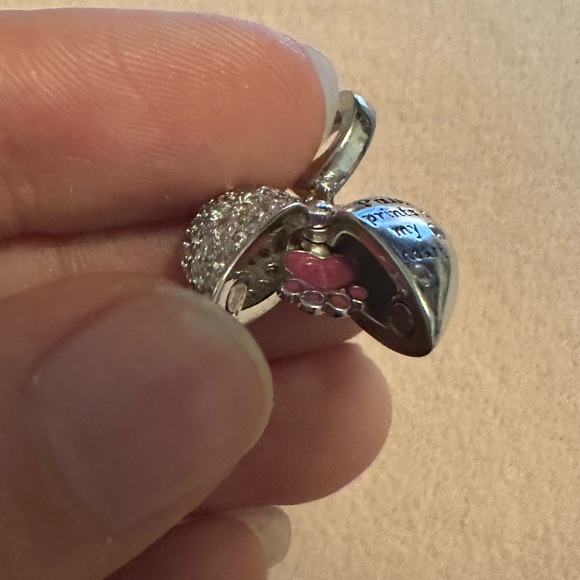 NWOT Pandora Fit Silver Paw Heart Charm - Picture 15 of 15